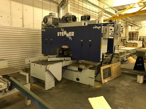 Stenner MHS-10 Horizontal 2 unit bandsaw, 2009, max speed 60 m/min, 30 kW motor, max widt 305 mm. 12 m infeeding conveyor