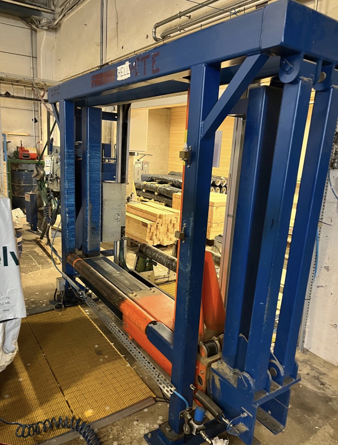 Fromm press and plastic band strapping machine 2006. 18 mm plastic band